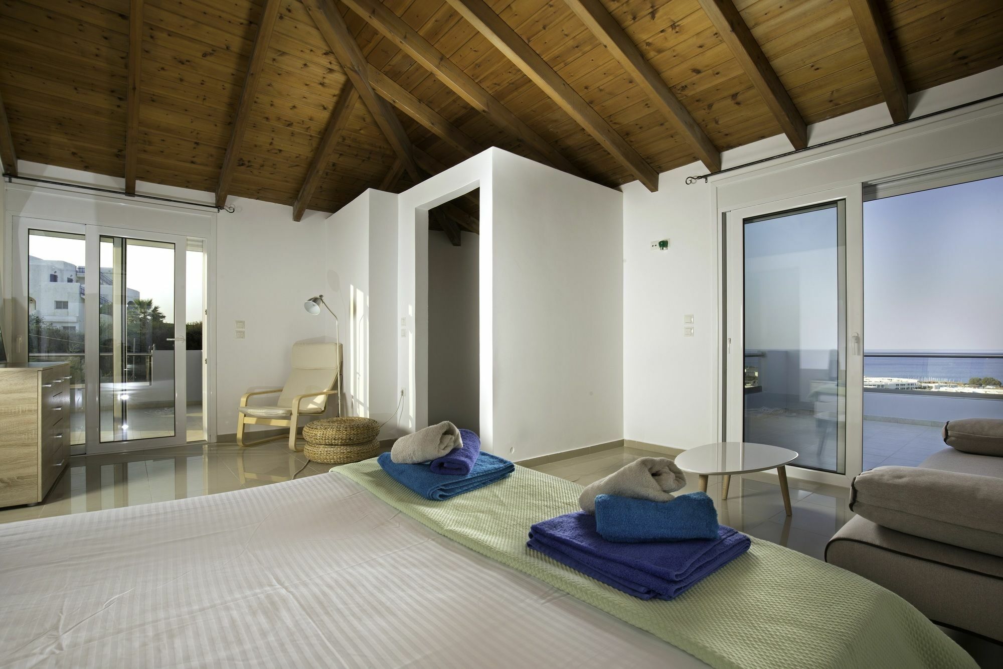 Hill & Sea View