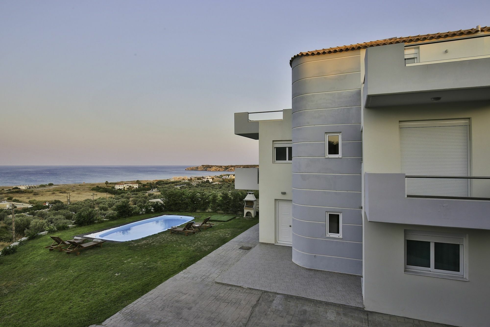 Hill & Sea View Apartmán